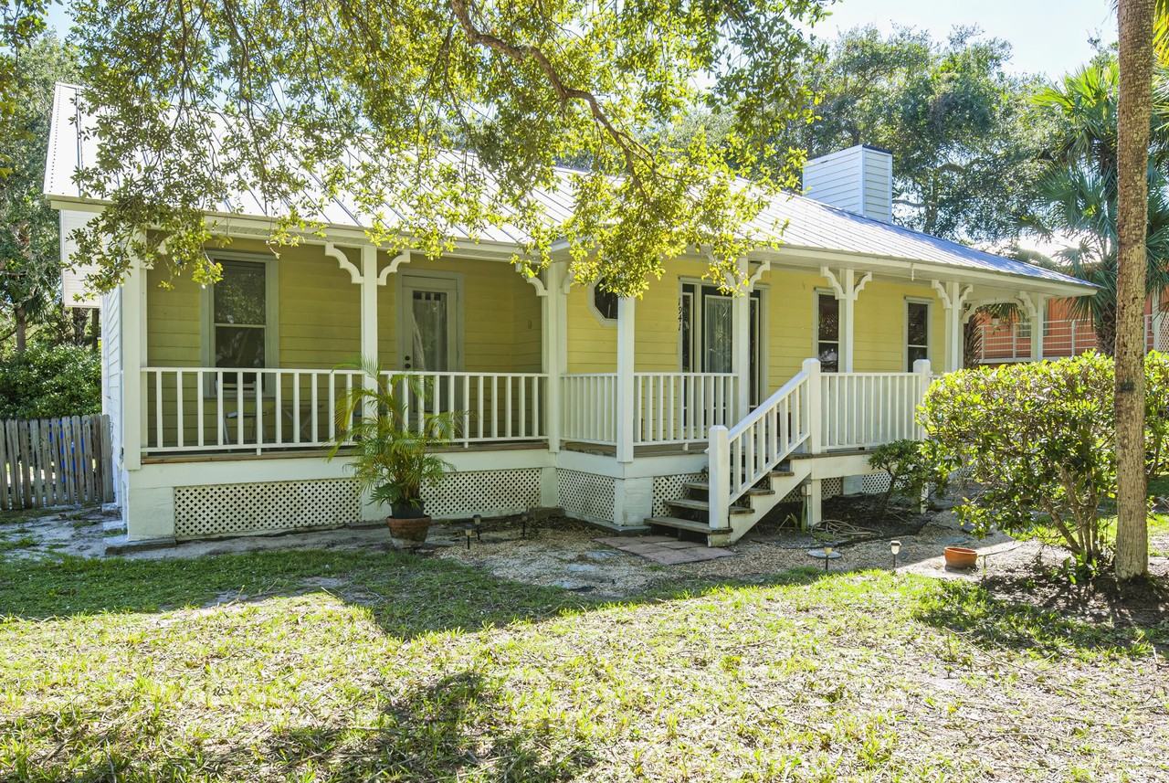 1941 W Shell Ln - Photo 2 of 13