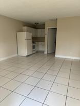 1431 Sw 44th Ter #3 - Photo 1 of 1