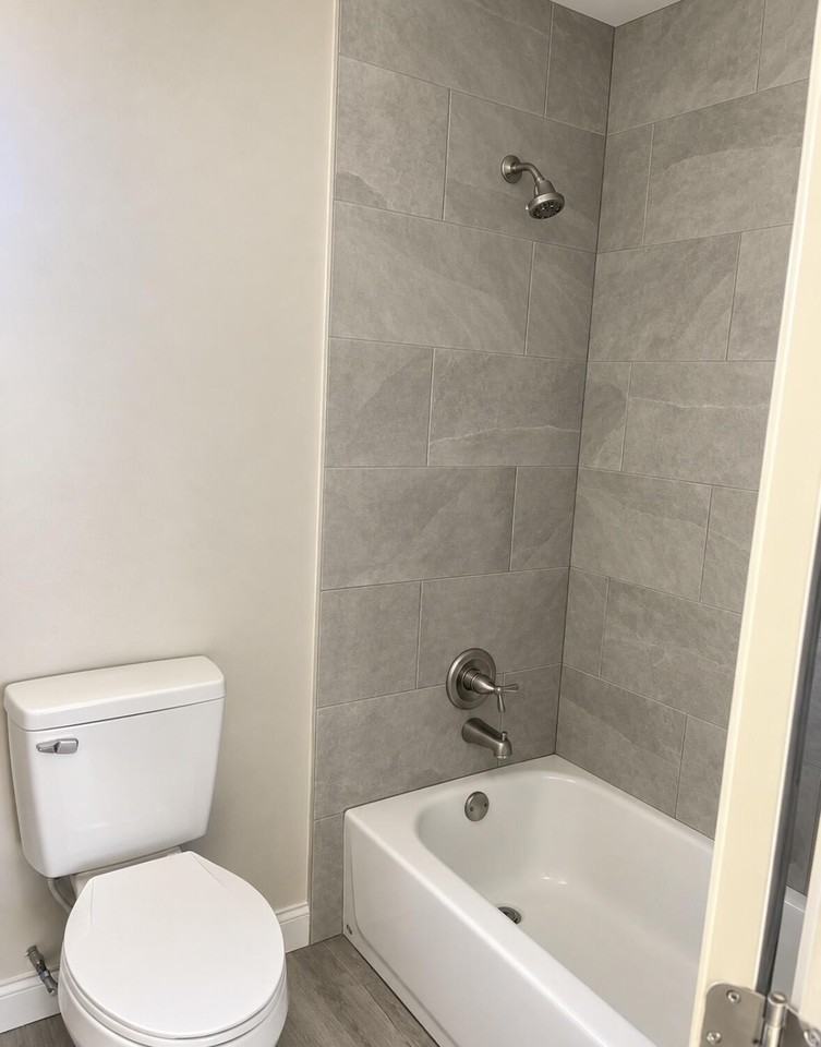 608 Era Ave - Photo 3 of 6