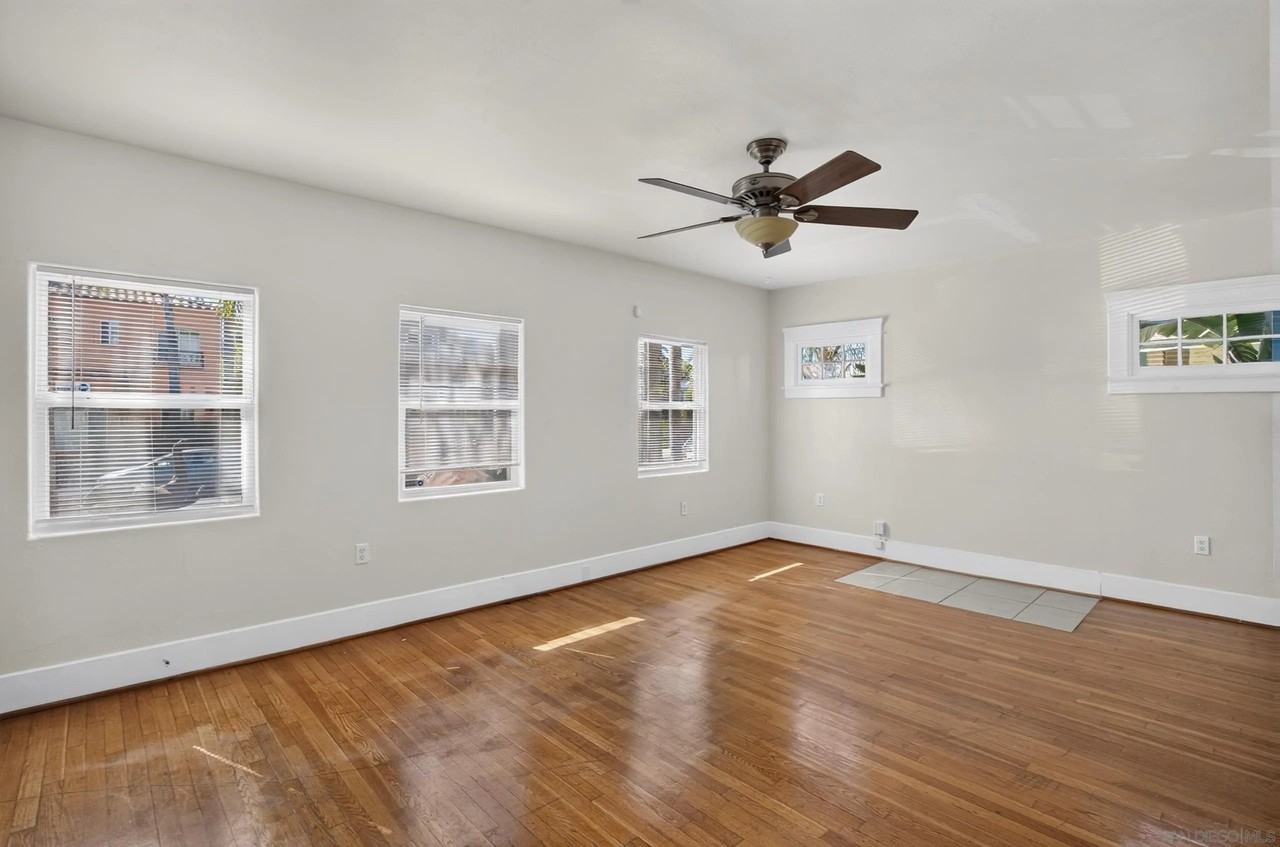 3739 1st Ave - Photo 4 of 18