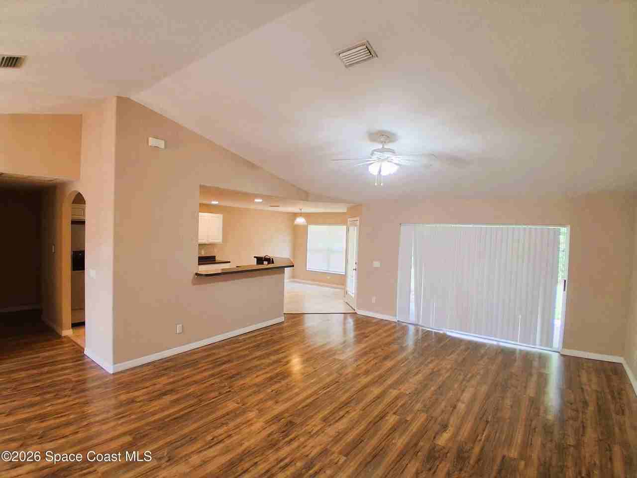 401 J T Sancho St Sw - Photo 2 of 18