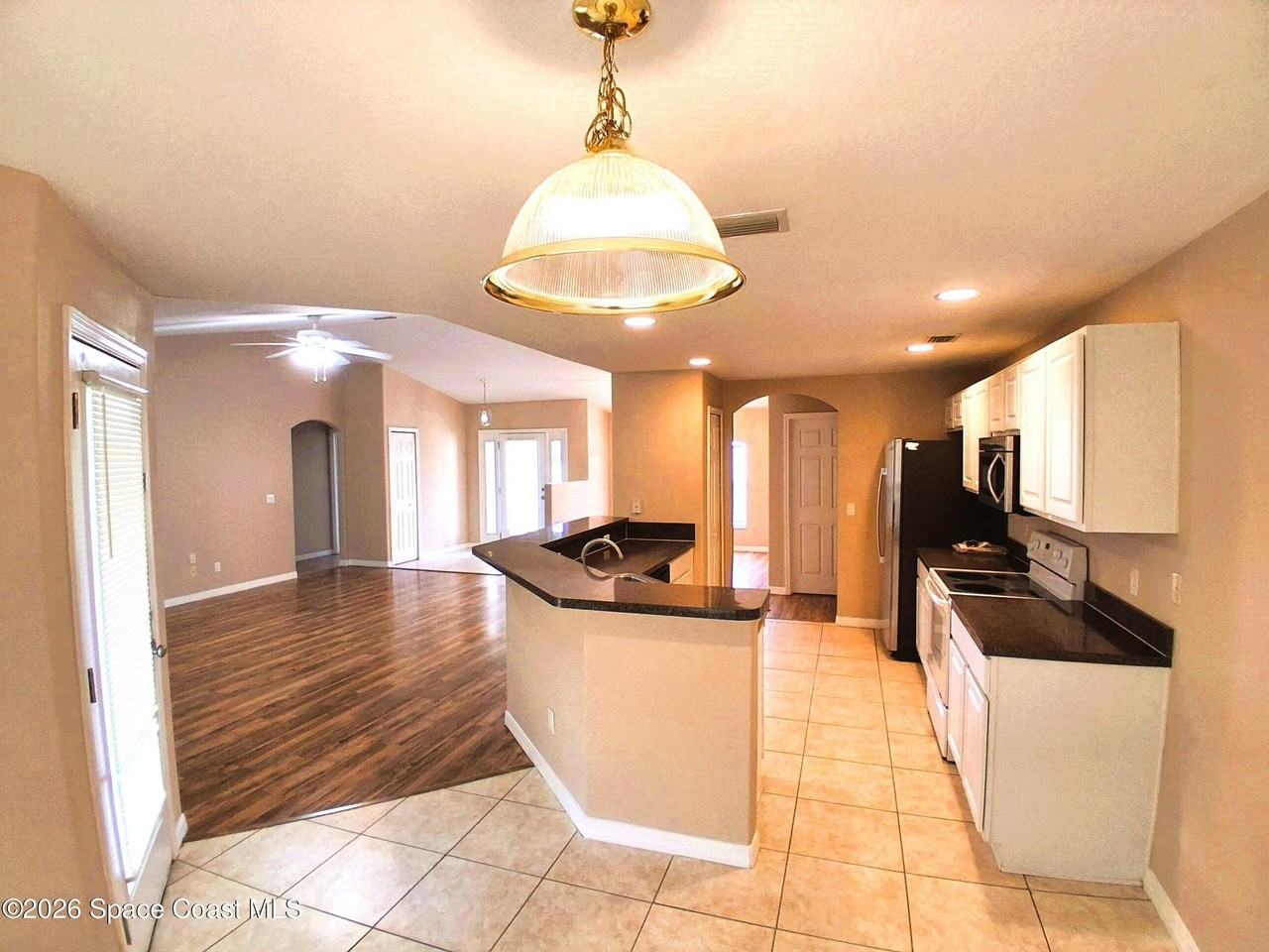401 J T Sancho St Sw - Photo 4 of 18