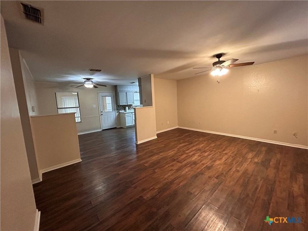 214 Brandy Loop - Photo 2 of 7