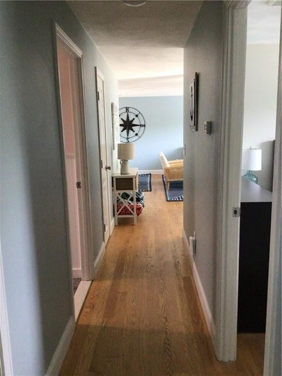 43 Wanda St - Photo 7 of 14