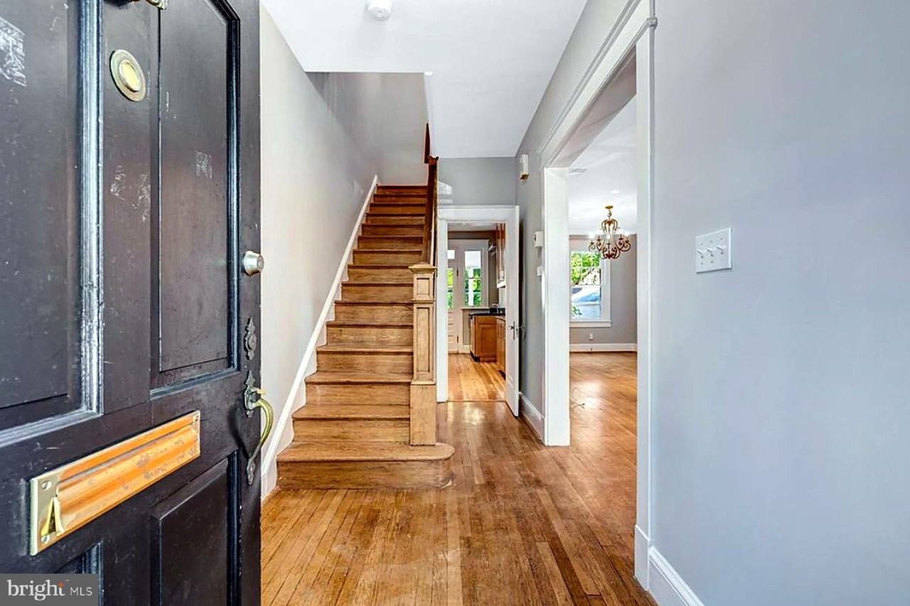 1720 34th St Nw - Photo 4 of 42