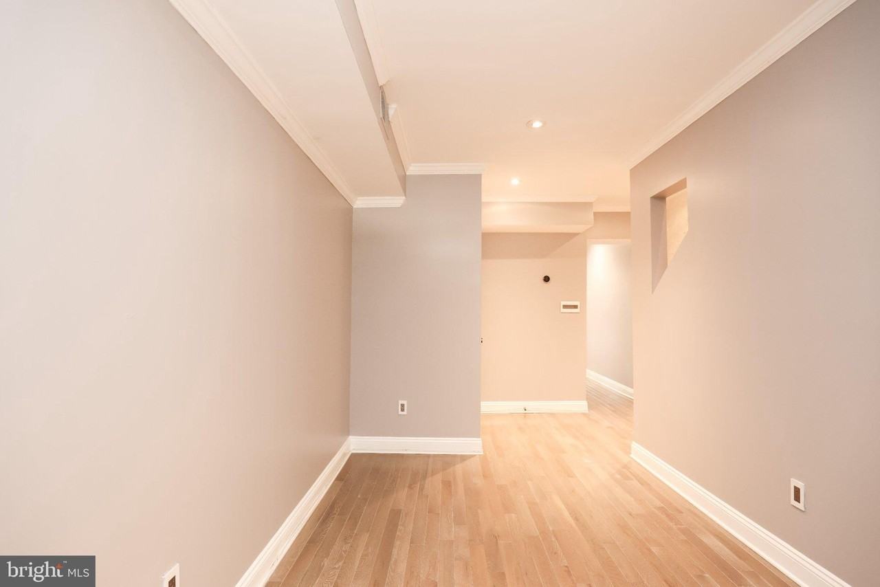 544 Newton Pl Nw - Photo 2 of 23