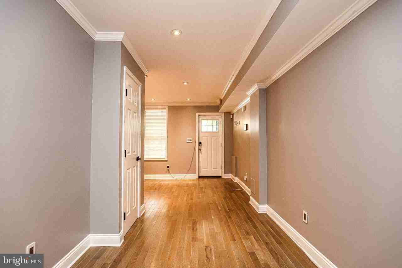 544 Newton Pl Nw - Photo 3 of 23
