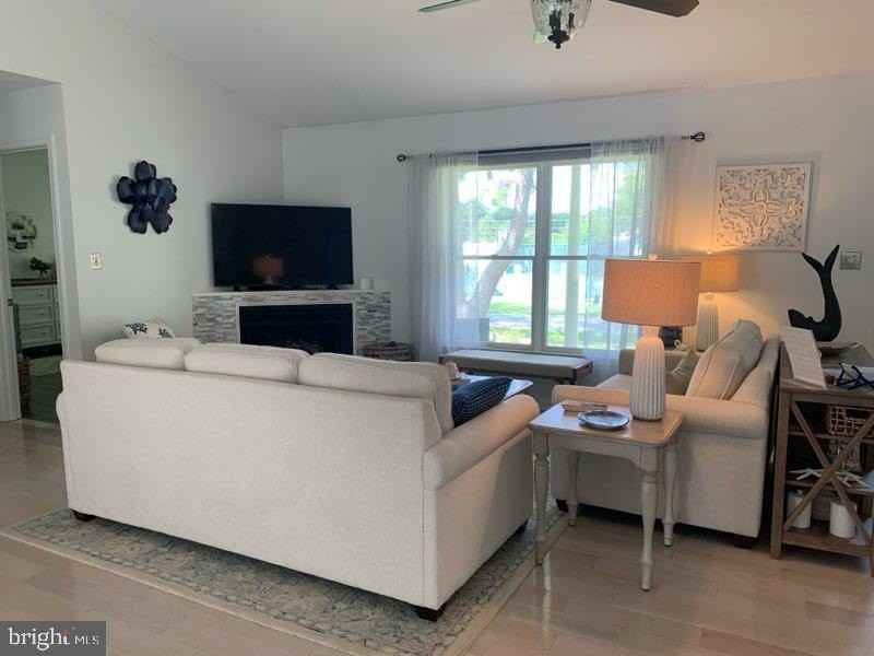 736 Hickman Dr - Photo 7 of 23