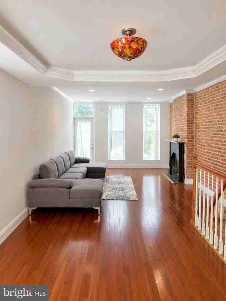 2922 Keswick Rd - Photo 4 of 10