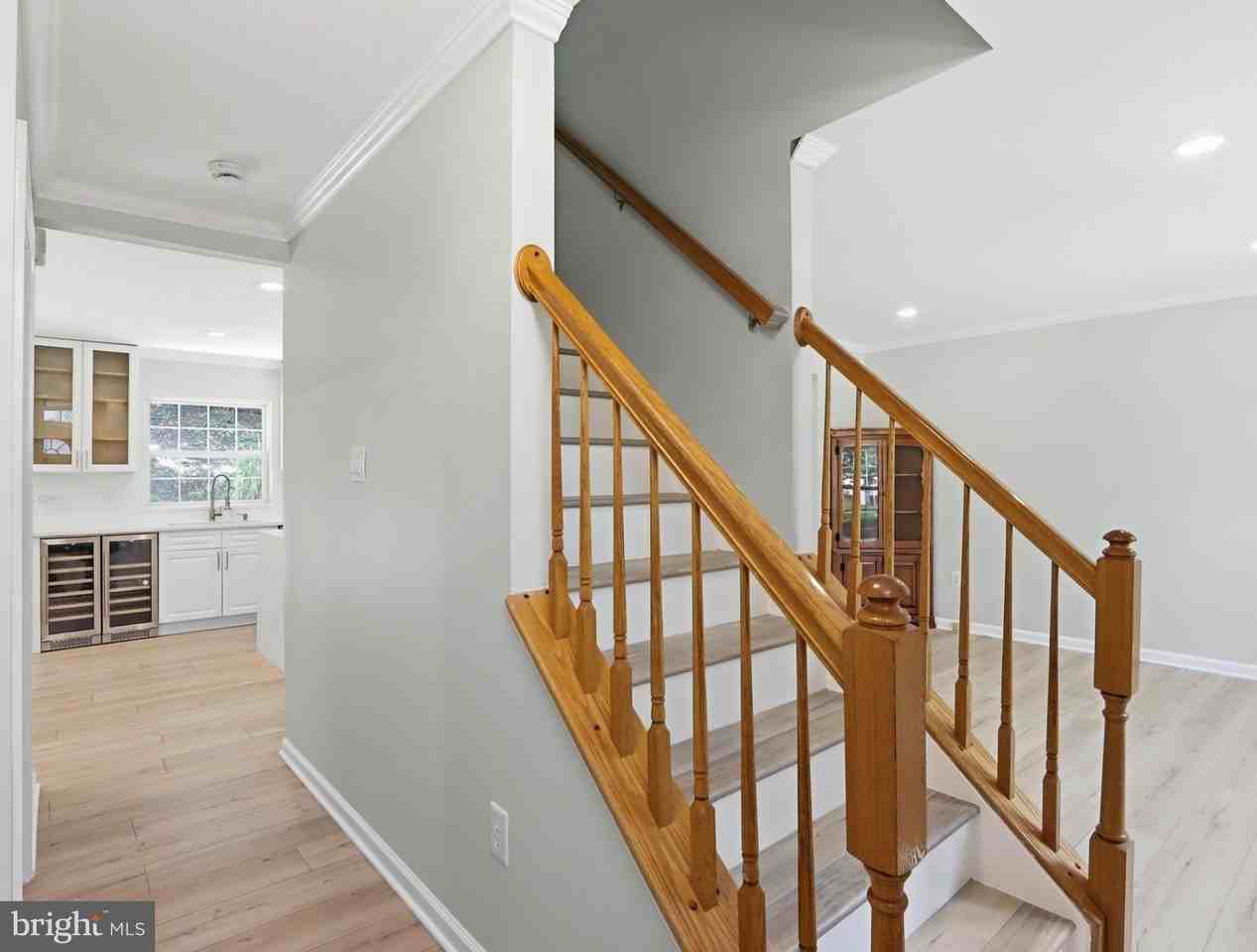 8 Quails Nest Ct - Photo 4 of 34