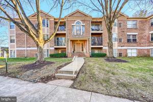 featured image of 201 Star Pointe Ct #1C