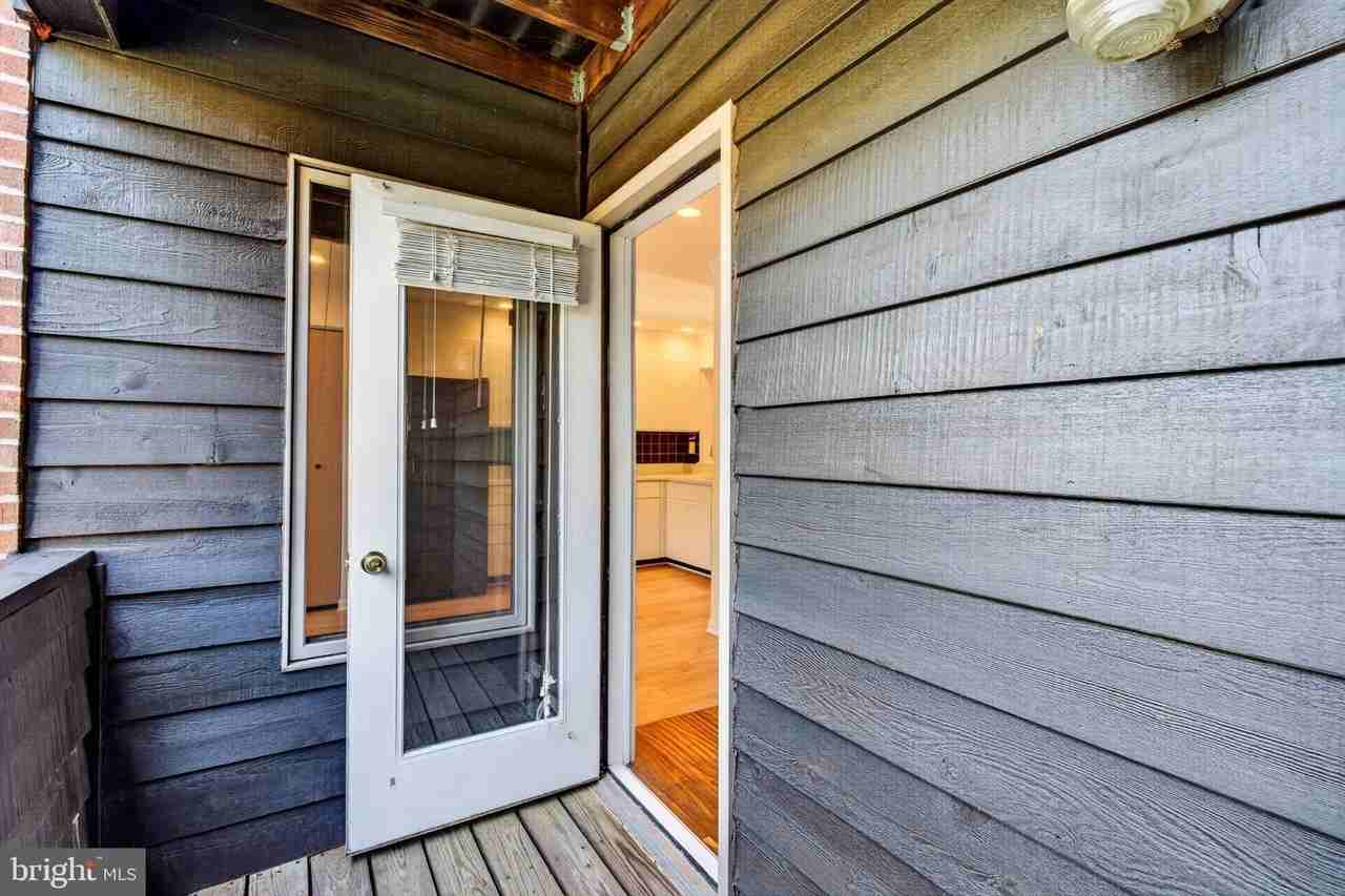 9468 Clocktower Ln - Photo 2 of 42