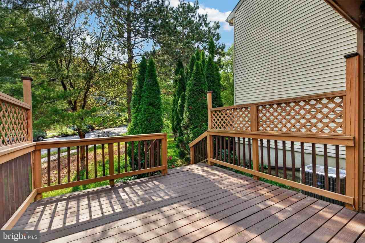 9468 Clocktower Ln - Photo 3 of 42