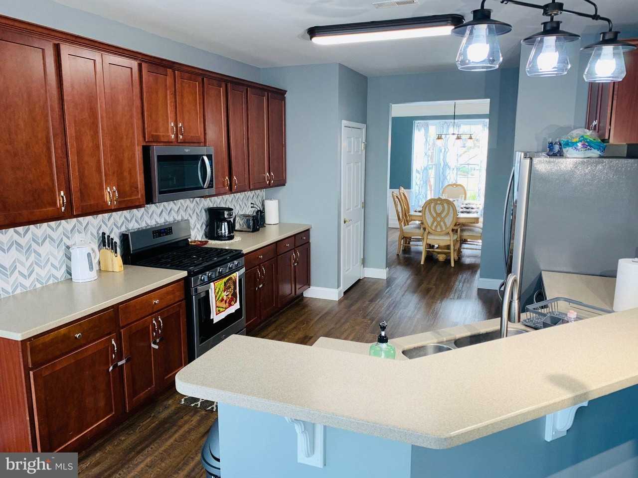 12167 Snug Harbor Rd - Photo 5 of 39