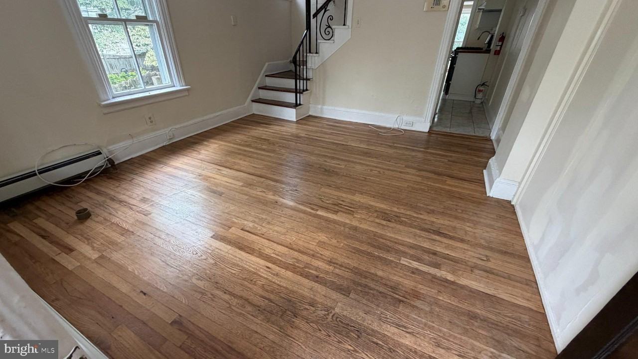 51 Moran Ave - Photo 3 of 19