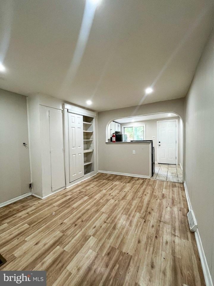 169 S Logan Ave - Photo 5 of 12