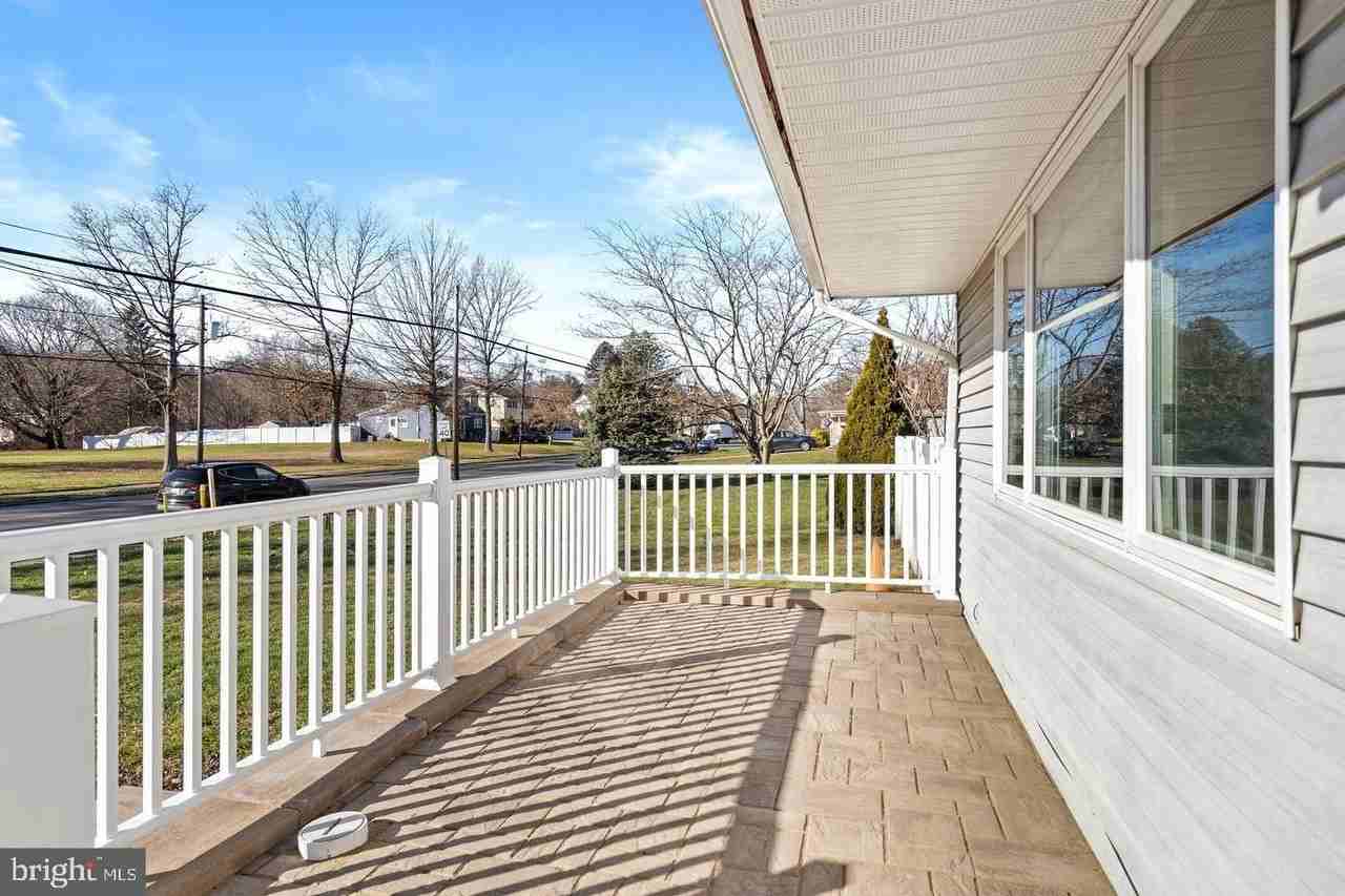 4312 Nottingham Way - Photo 3 of 25