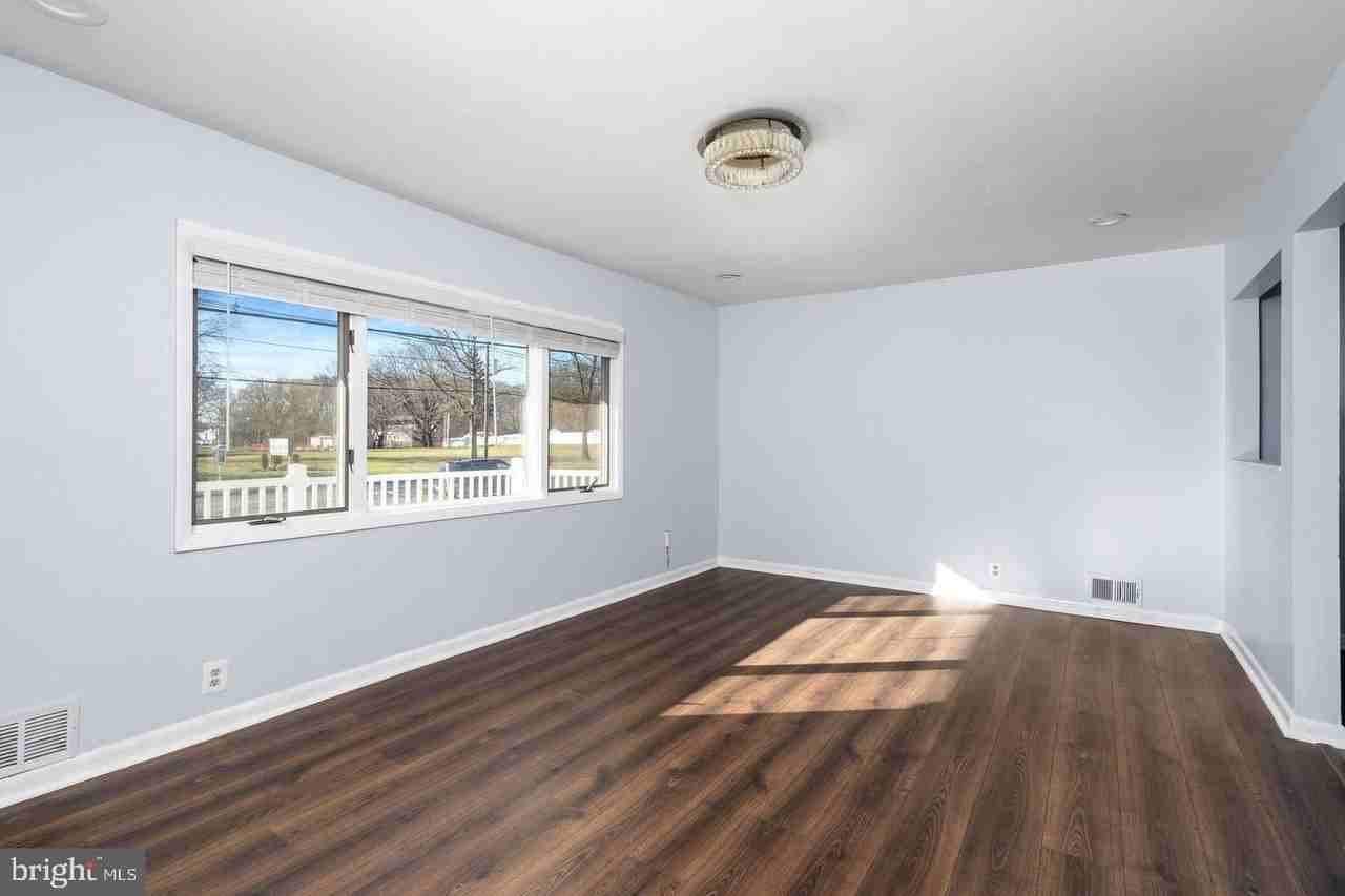 4312 Nottingham Way - Photo 6 of 25