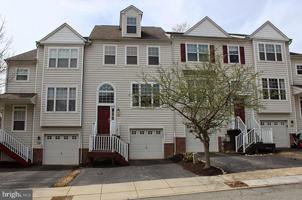 featured image of 104 Victoria Ct
