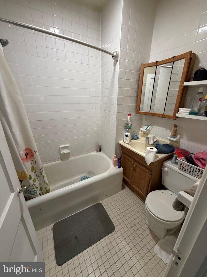 153 Bala Ave #D - Photo 3 of 4