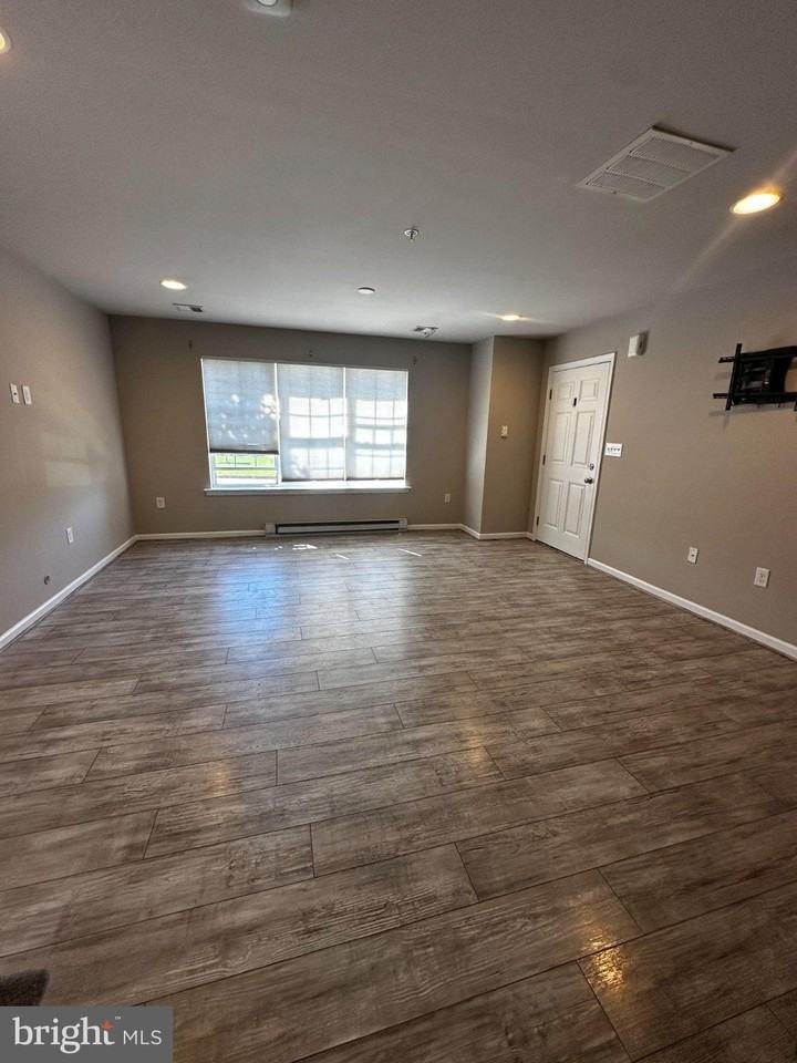 3024 Goshen Dr #90L - Photo 4 of 16
