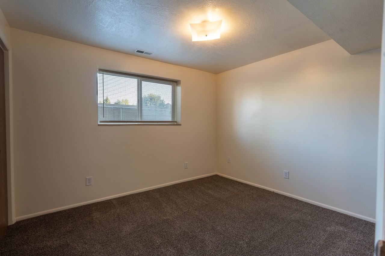 870 W 530 S #2 - Photo 5 of 15