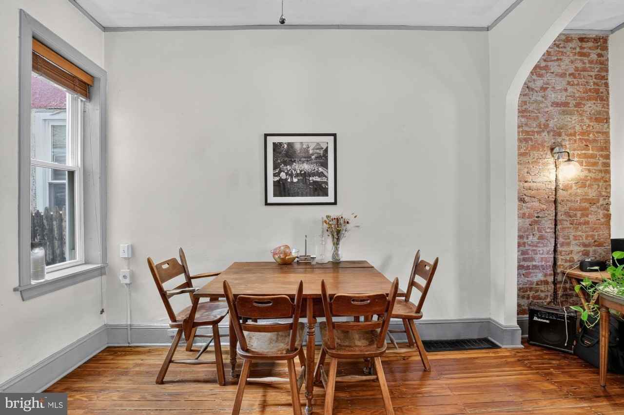 1767 N Mascher St - Photo 7 of 29