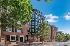 231 Pine St #4F - Photo 1 of 1
