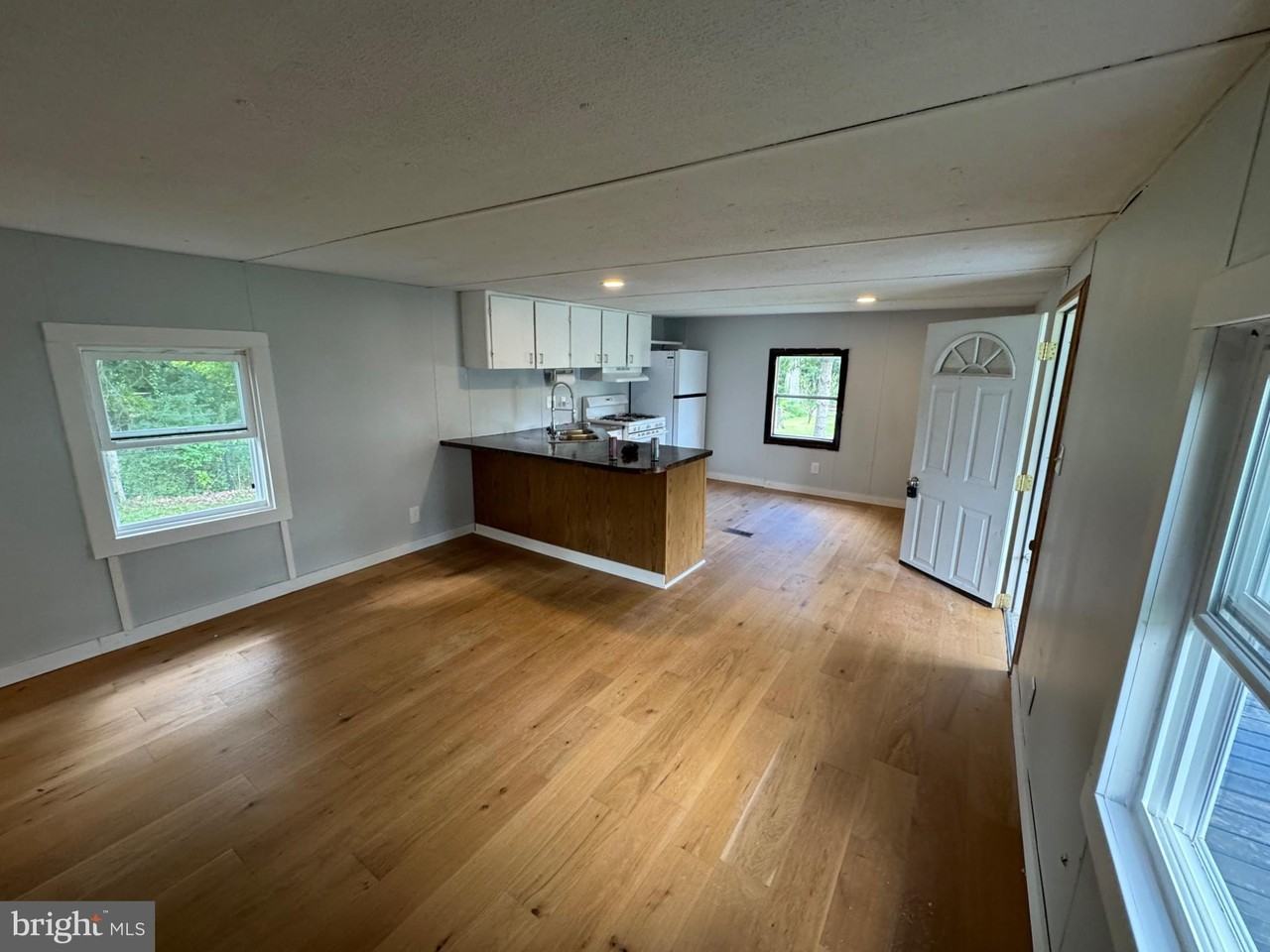 182 W Wiconisco Ave - Photo 7 of 14