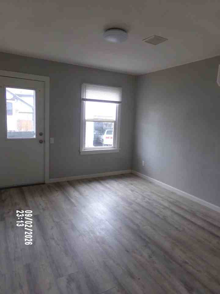 230 Northwest Main Street - C 6 #C6 - Photo 3 of 16