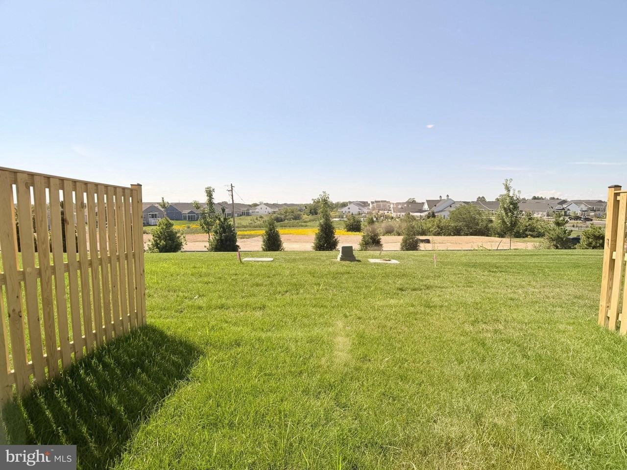 136 Swansong Pl - Photo 5 of 41
