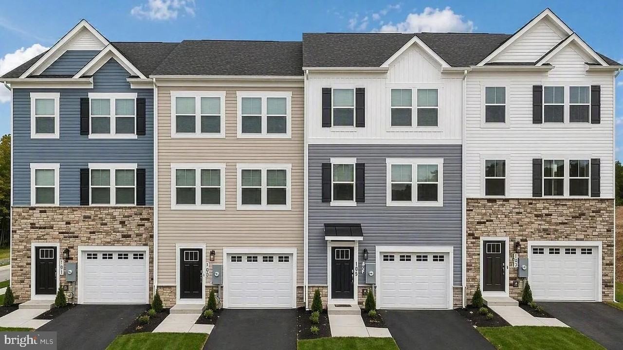 143 Willett Hollow St