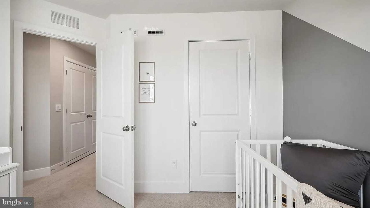 143 Willett Hollow St - Photo 6 of 25