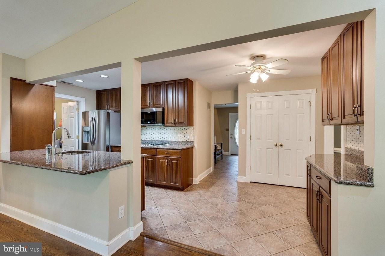 1816 Midlothian Ct - Photo 6 of 24