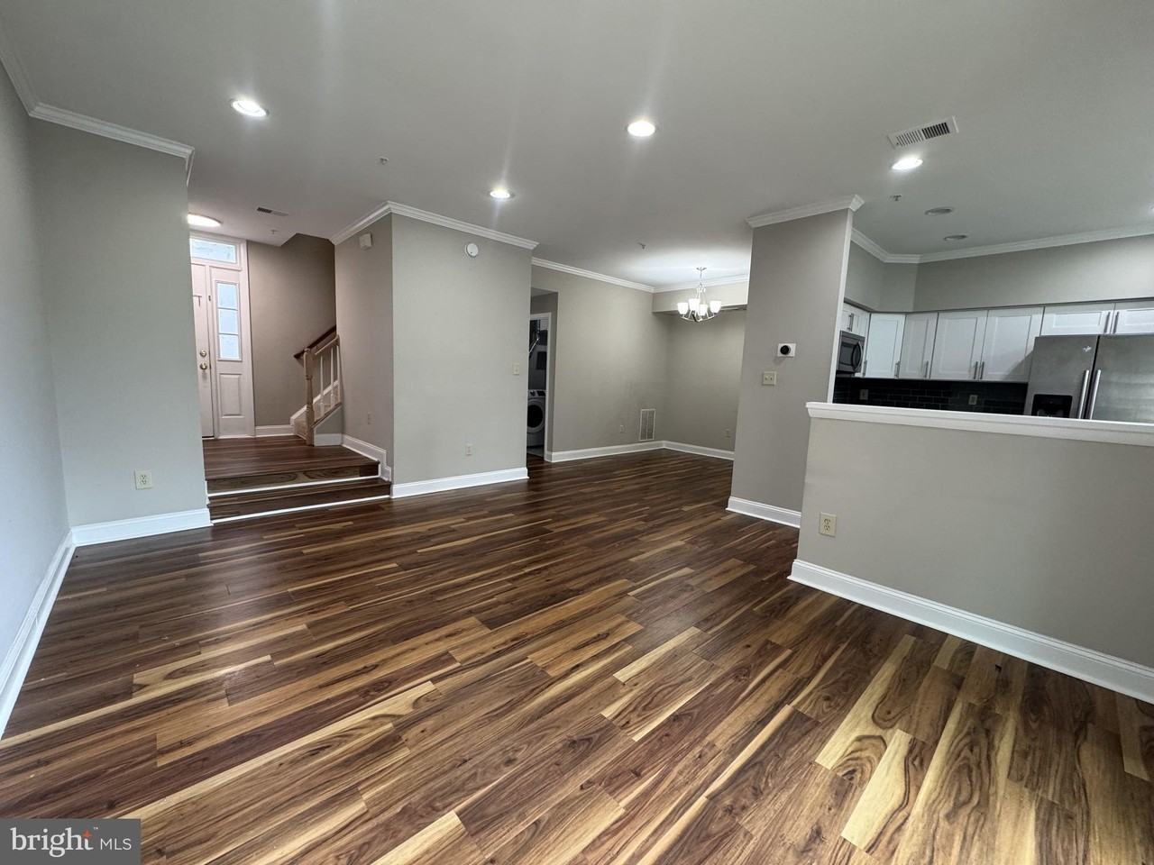 44194 Shady Glen Ter - Photo 2 of 9