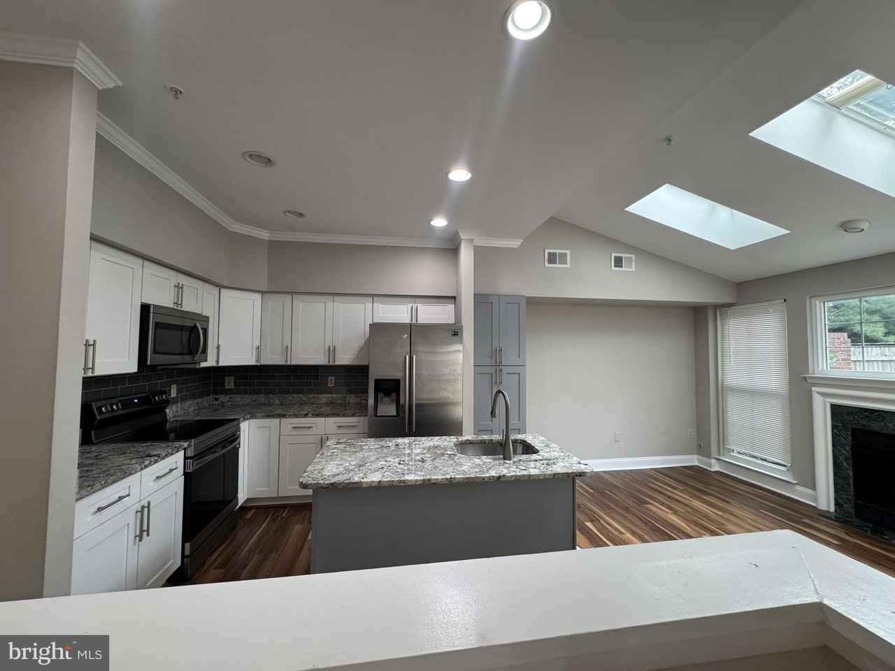 44194 Shady Glen Ter - Photo 4 of 9