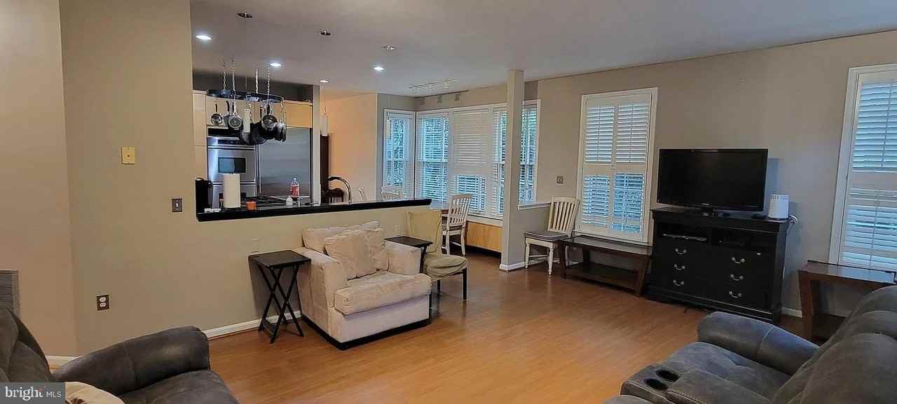 21381 Maidsville Ct - Photo 6 of 18