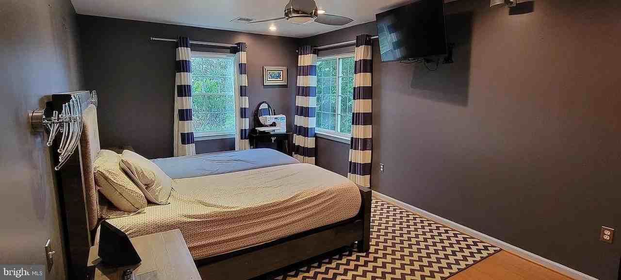 21381 Maidsville Ct - Photo 7 of 18