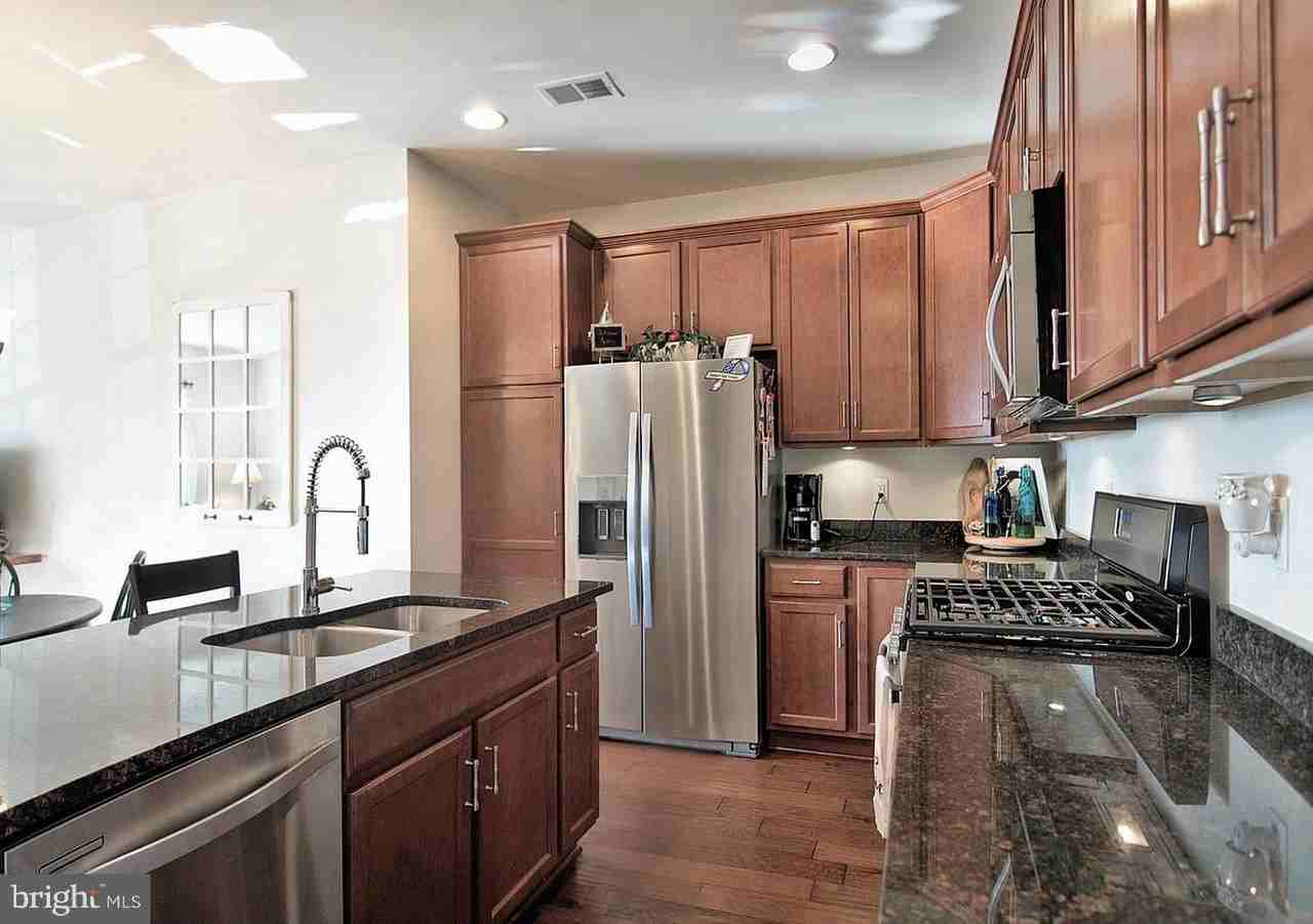 20606 Maitland Ter #14H - Photo 3 of 20