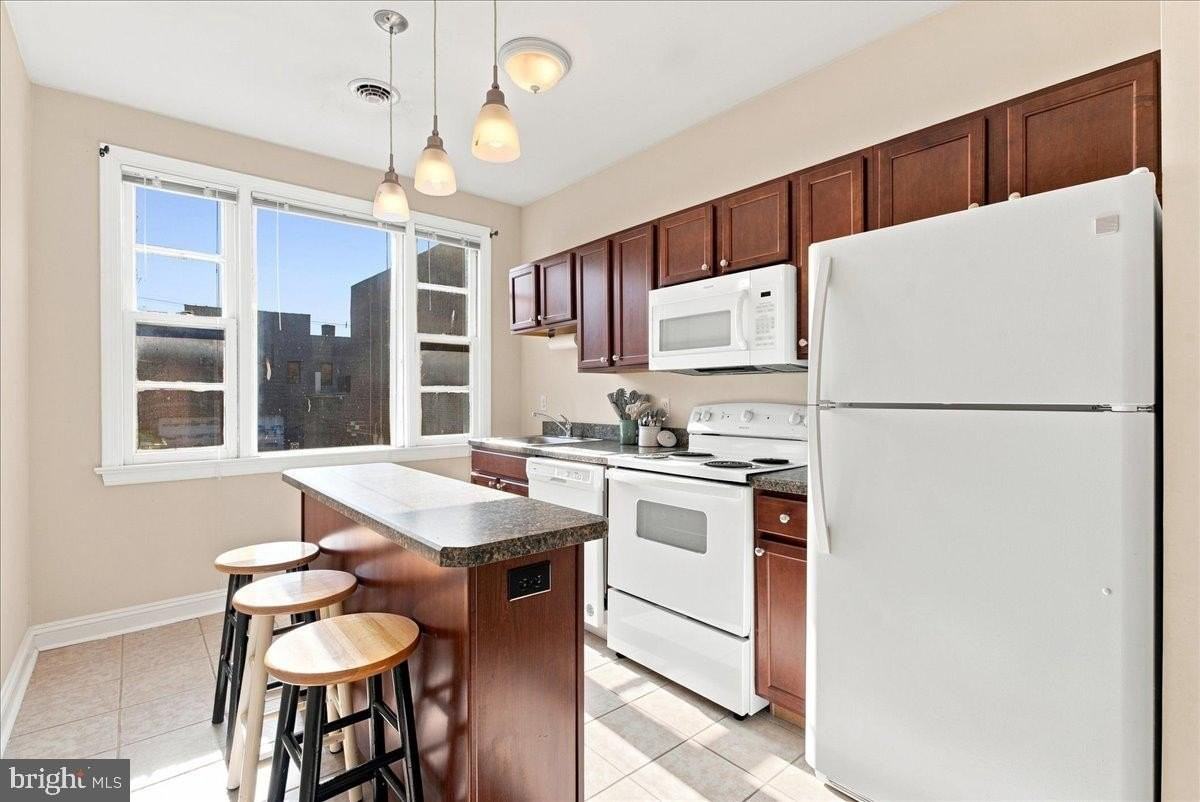 126 N Braddock St #202 - Photo 5 of 18