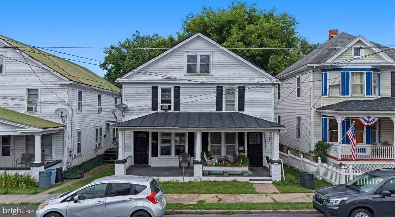 730 W John St - Photo 3 of 21