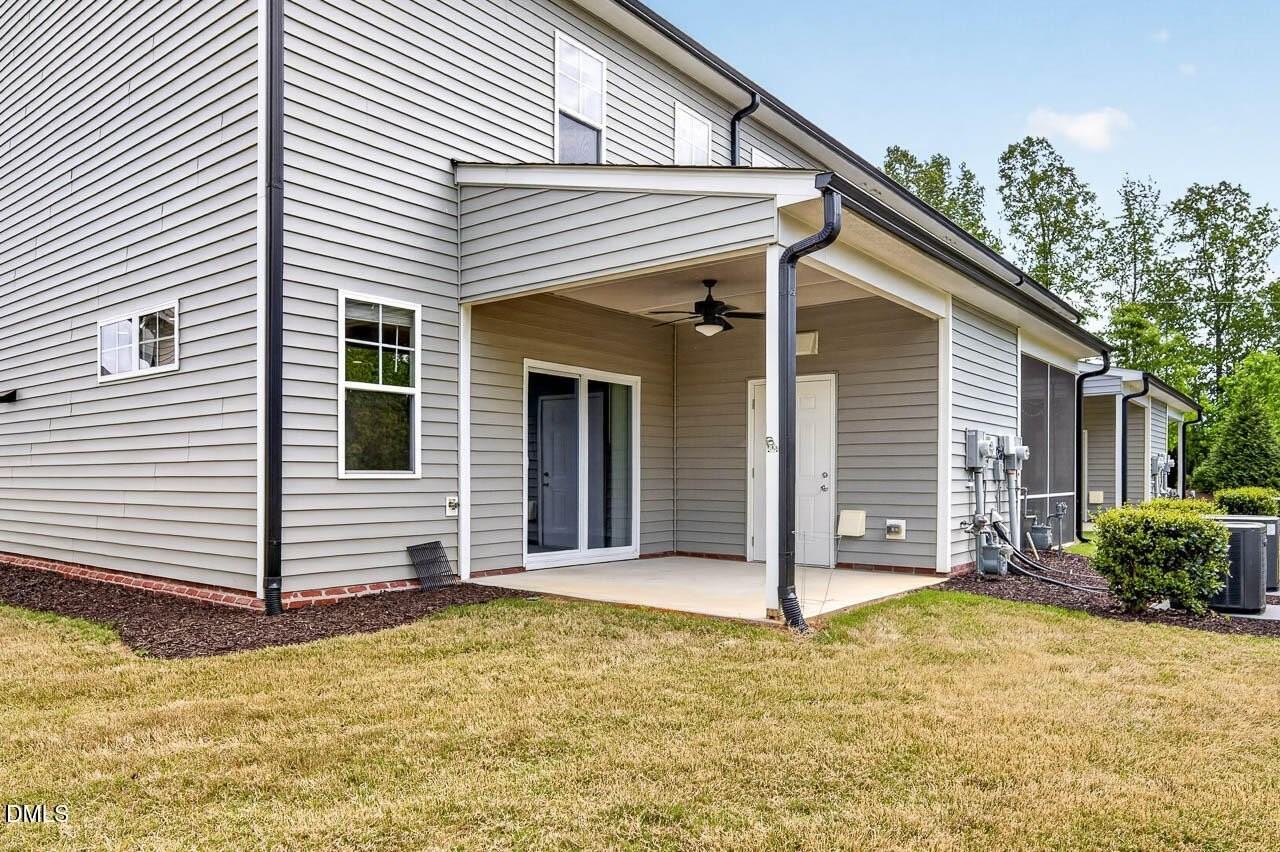 109 Mcdowell Ln - Photo 3 of 38
