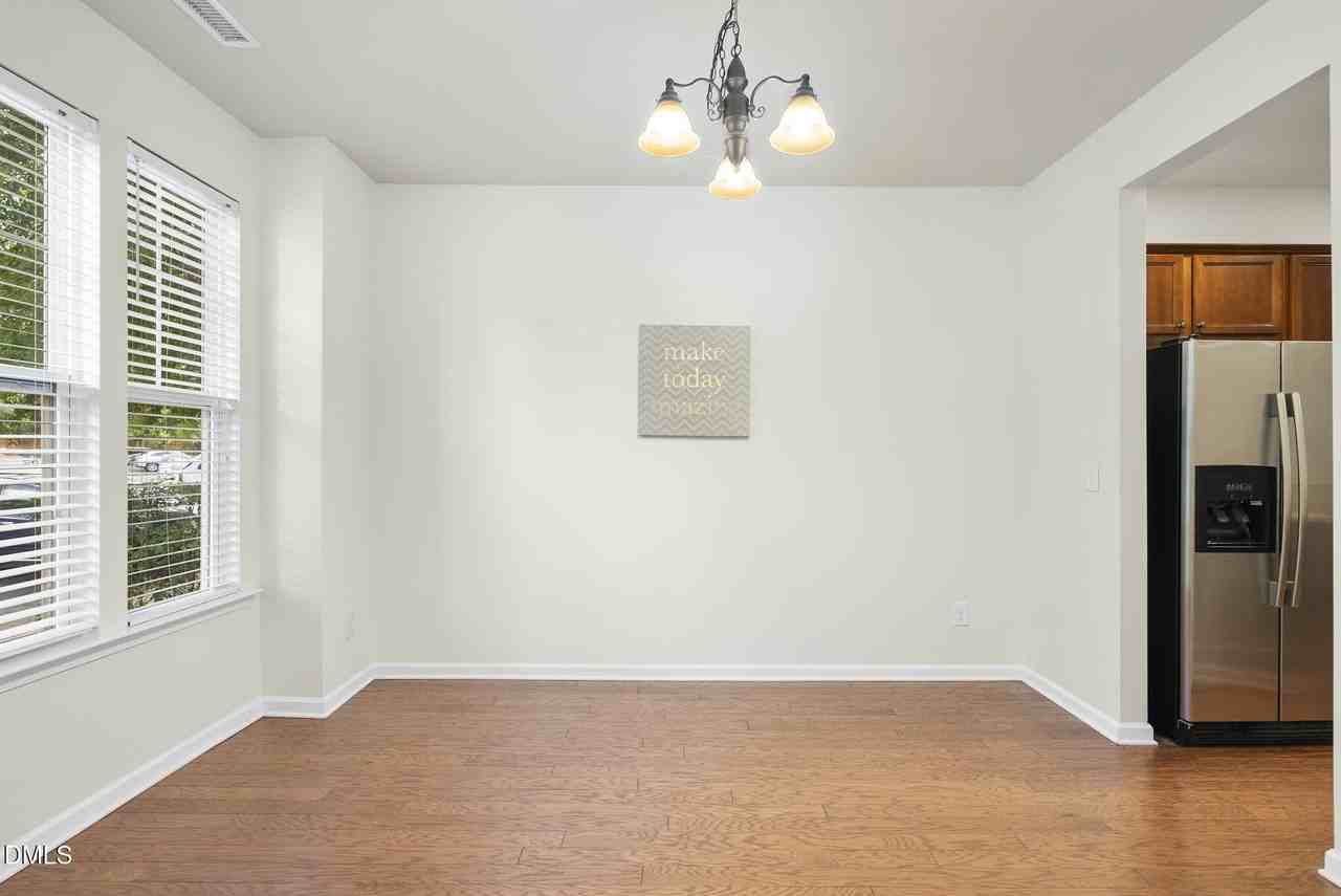 3002 Berkeley Springs Pl - Photo 6 of 46