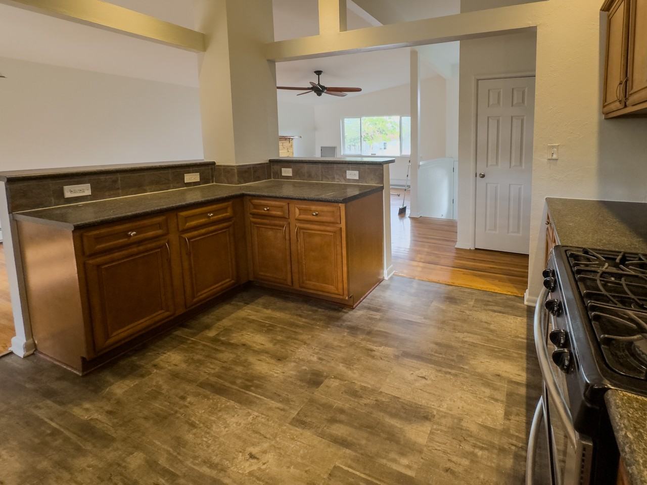 1923 Akron St #1 - Photo 3 of 13