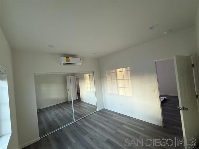2409 E Palmyra Ave - Photo 4 of 9