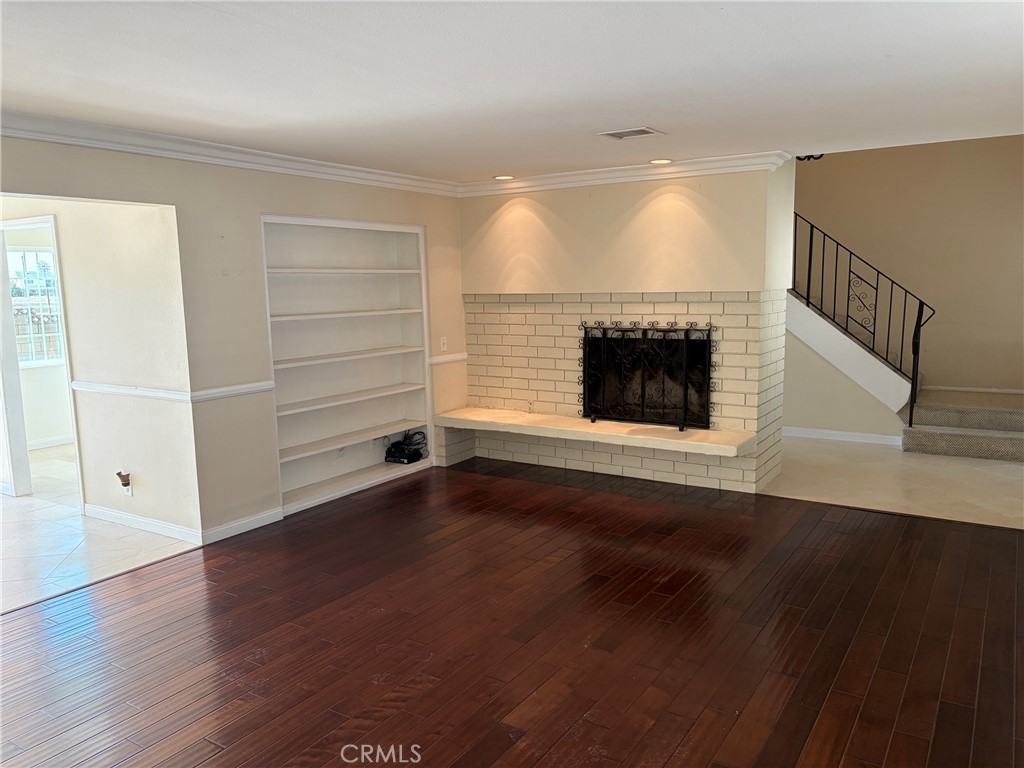 1742 La Mesa Oaks Dr - Photo 6 of 24