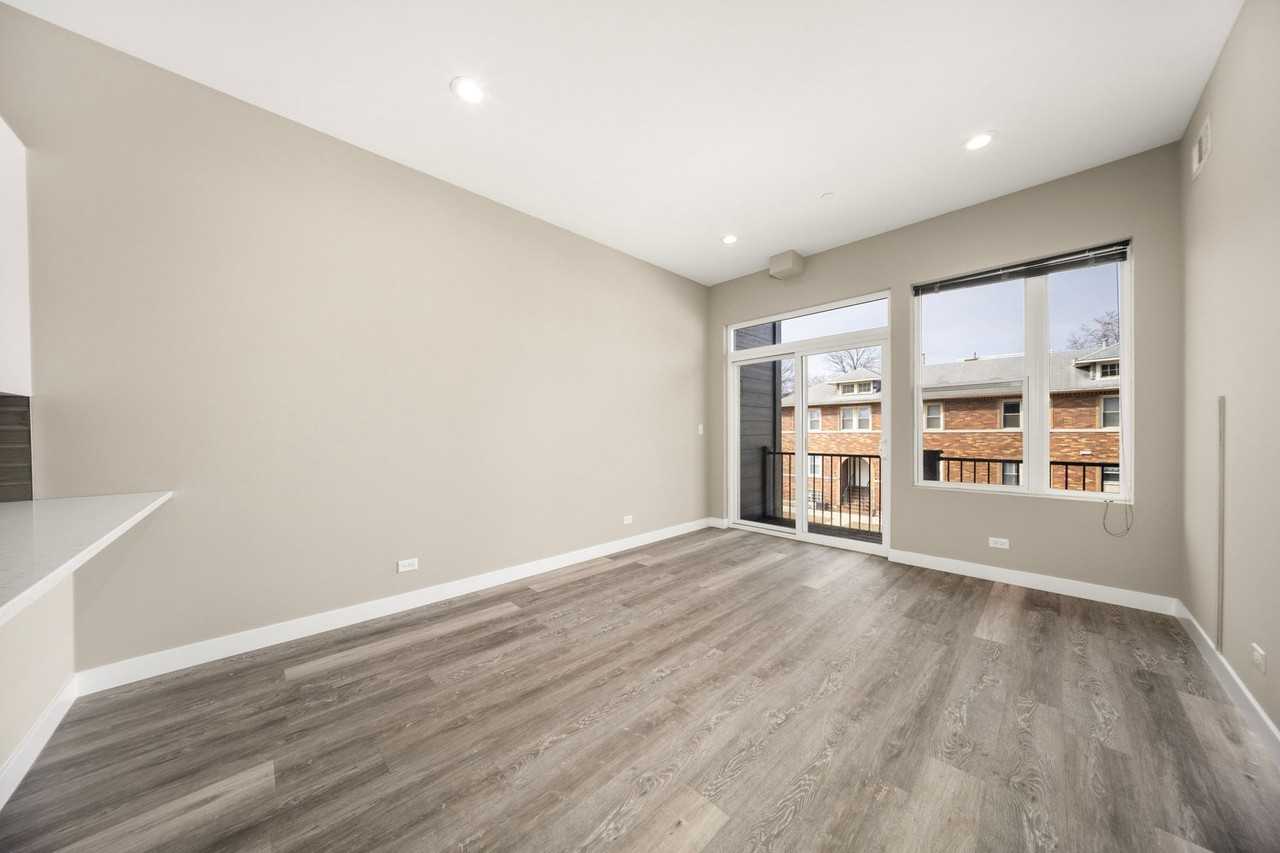3708 Grand Blvd. - Photo 4 of 12