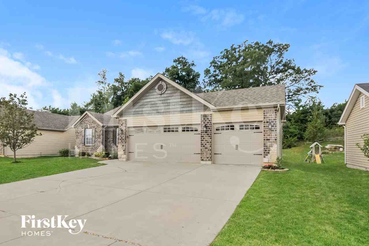 316 Heather Mill Dr - Photo 2 of 15