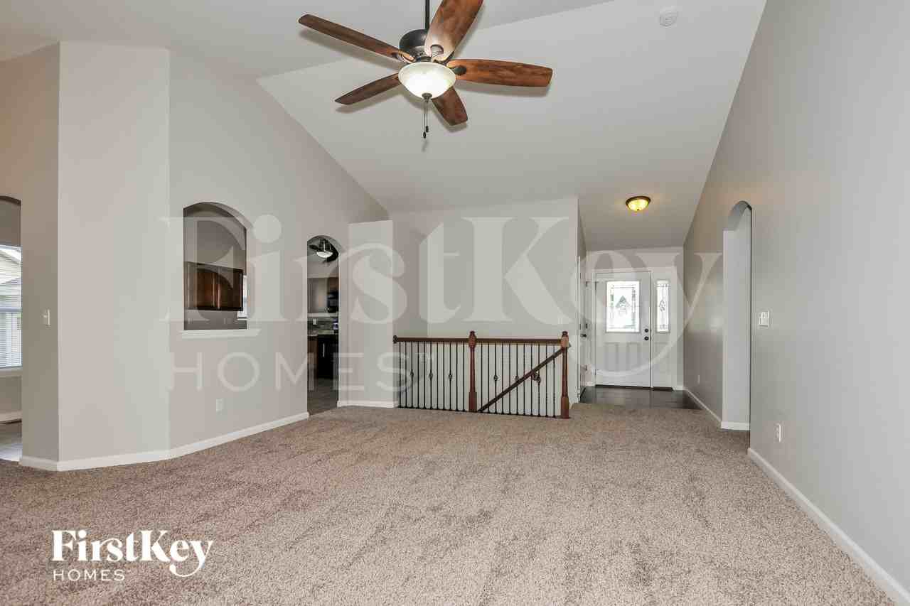 316 Heather Mill Dr - Photo 4 of 15