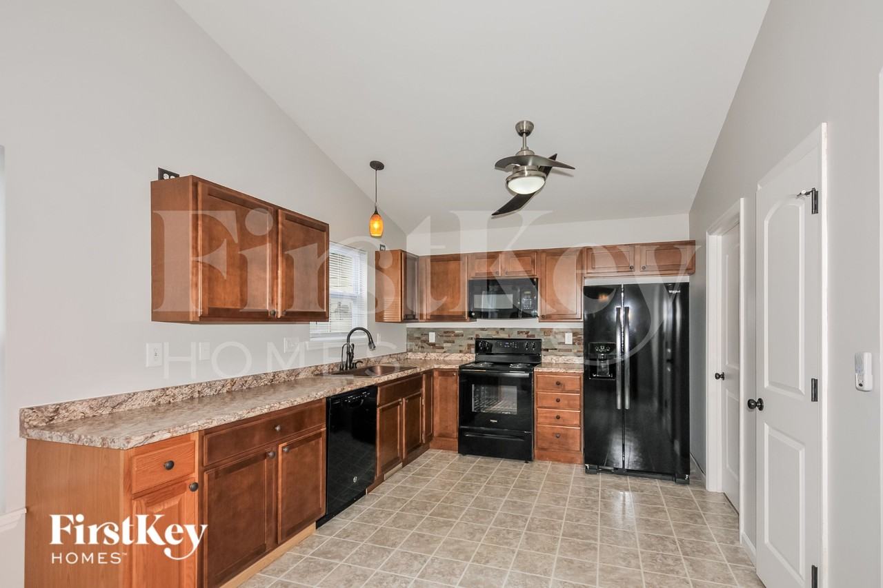 316 Heather Mill Dr - Photo 6 of 15